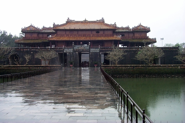 The Phoenix Gate to the citade, from the inside.